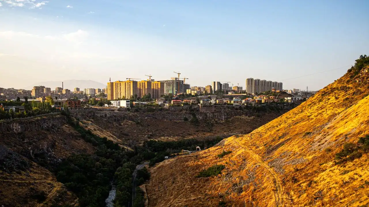 Essential Armenian Travel Vocabulary For Visiting Yerevan