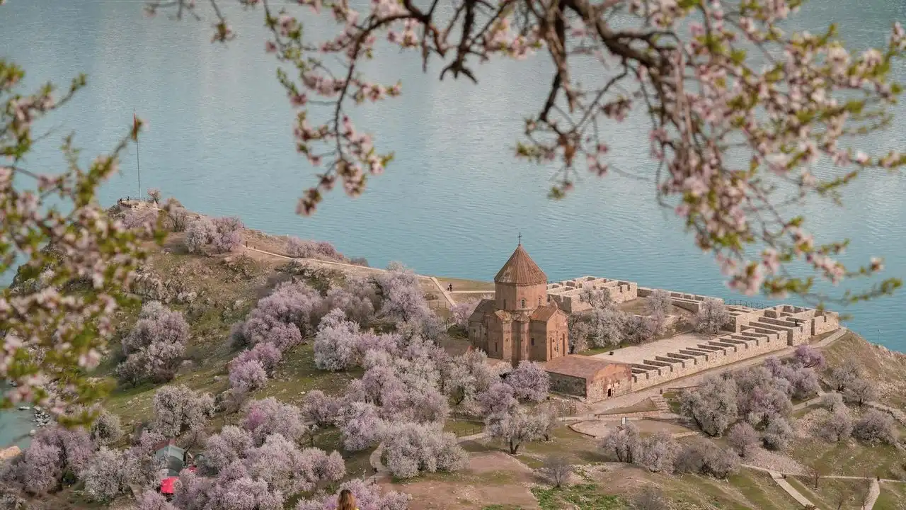 Basic Armenian Greetings And Introductions For Beginners