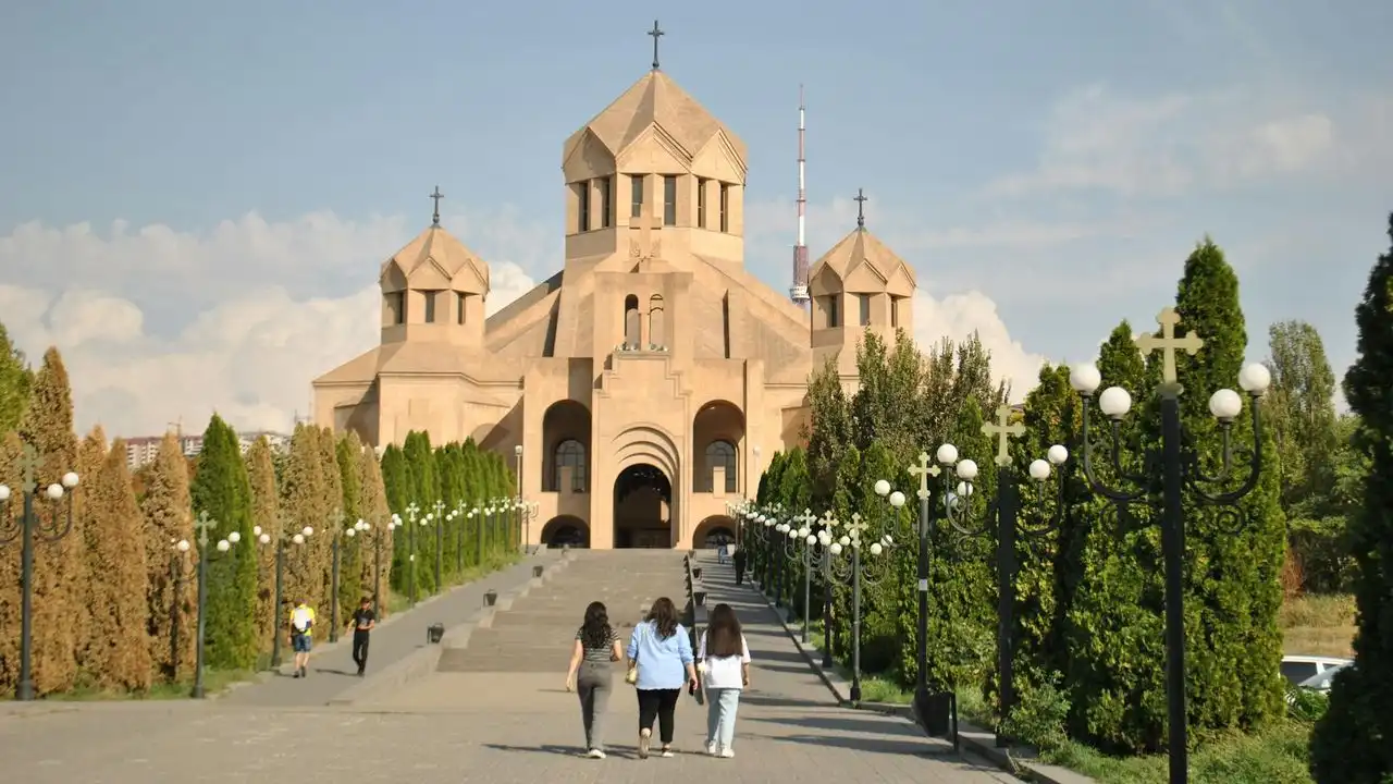 The Best Armenian Language Podcasts For Listening Comprehension
